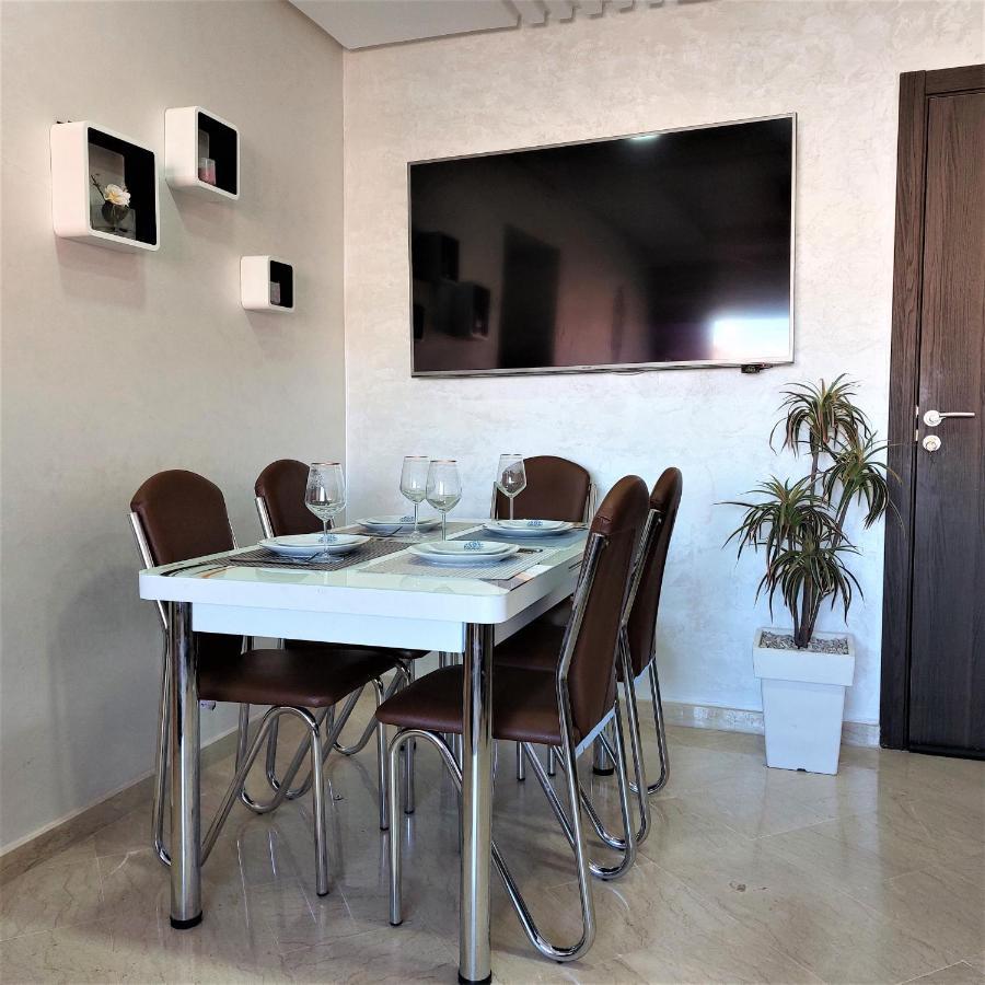 Appartement Pour Familles En Residence Avec Piscine Et Wifi Marrákes Kültér fotó