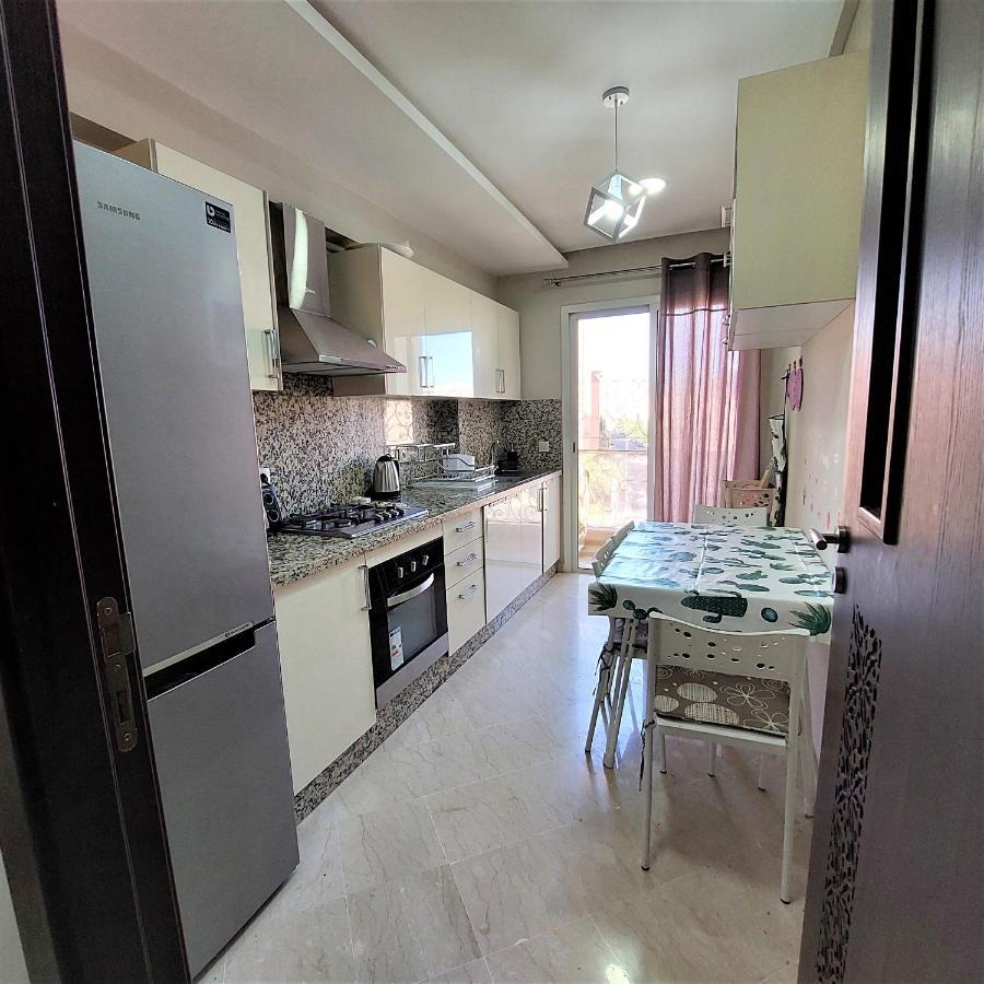 Appartement Pour Familles En Residence Avec Piscine Et Wifi Marrákes Kültér fotó